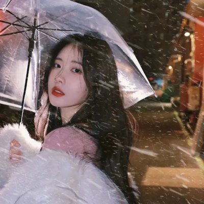 超级英雄女孩:星际游戏